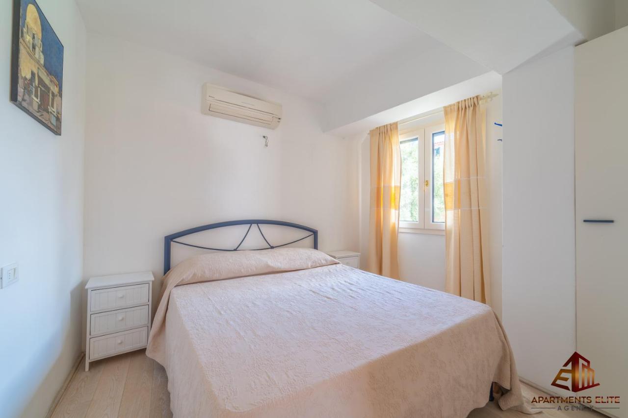 Porto Rotondo Central House Bagian luar foto